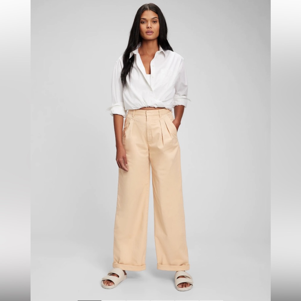 New Gap Wide Leg Khakis